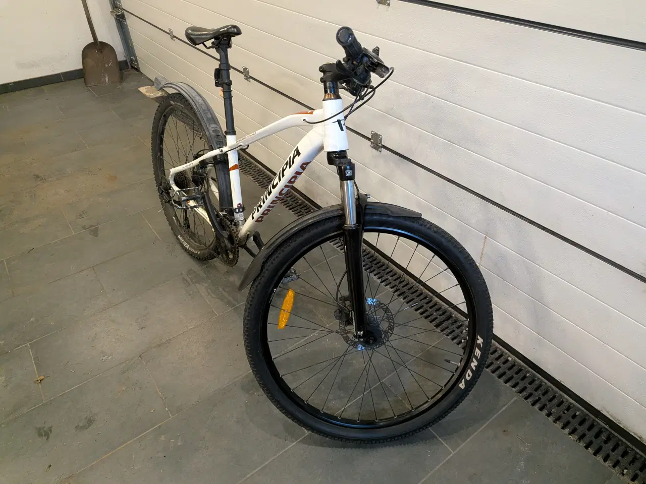 Billede 2 - 🚴 Principia Evoke A2.7 27.5" – super velholdt MTB