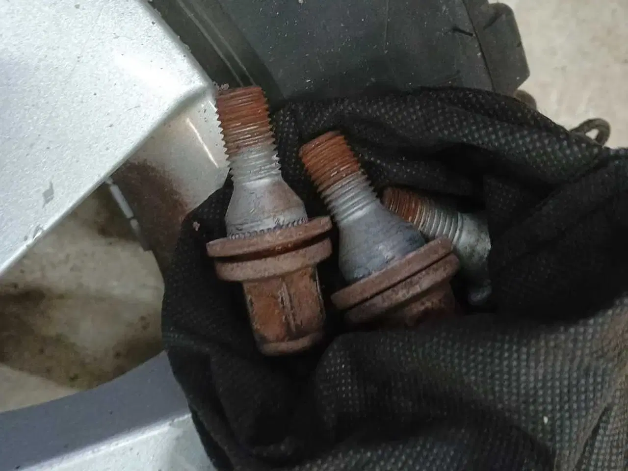 Billede 4 - helårshjul Aygo c1 107