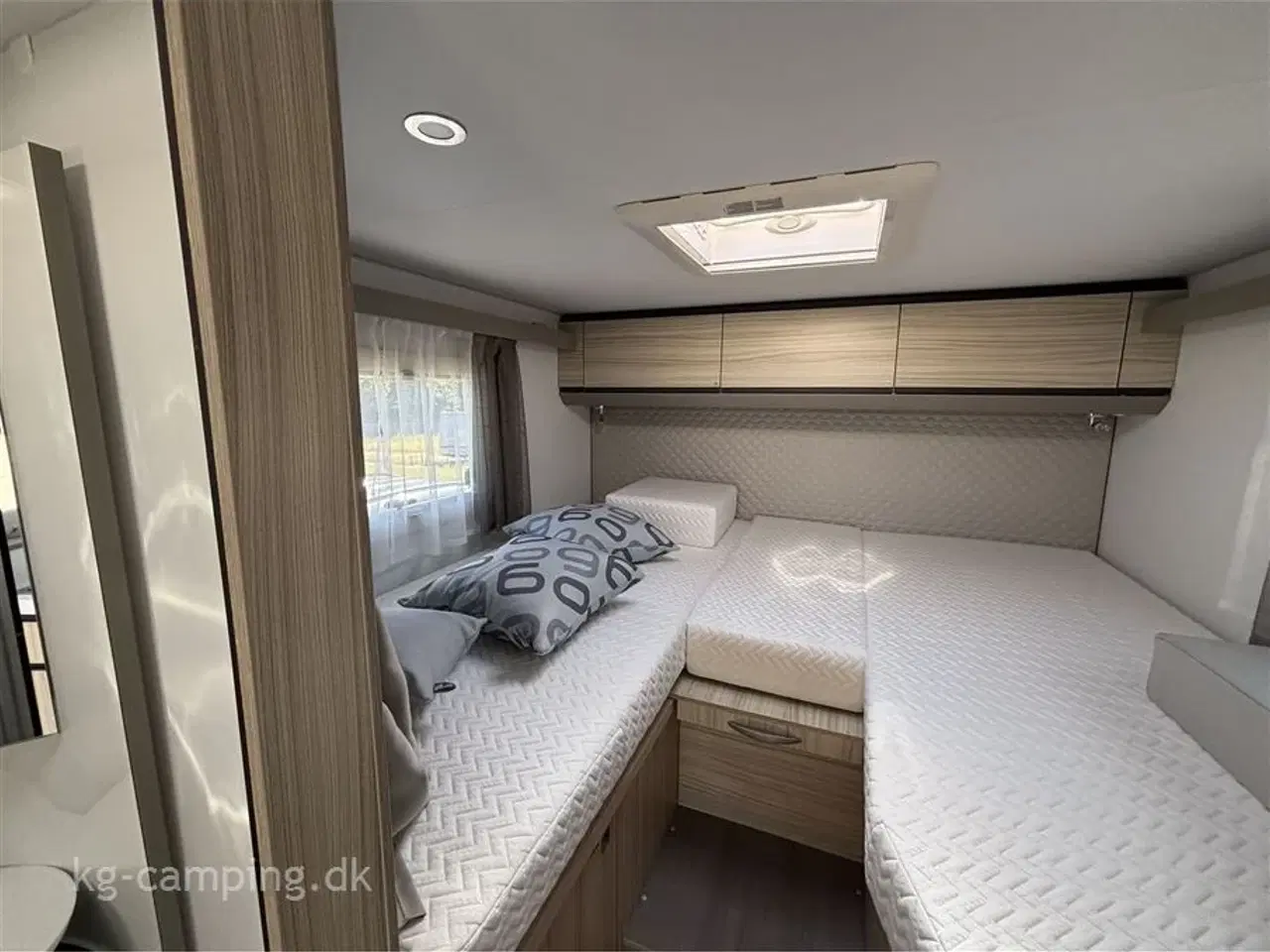 Billede 7 - 2025 - Adria Compact DL   PÅ VEJ. Adria Compact DL 60 Years Selection – Jubilæumsmodel 2025