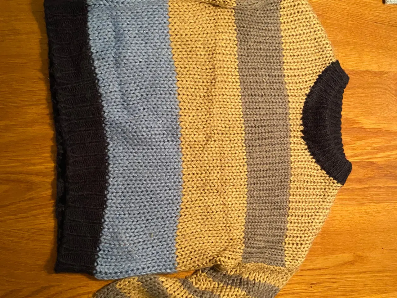 Billede 1 - LMTD strikket sweater
