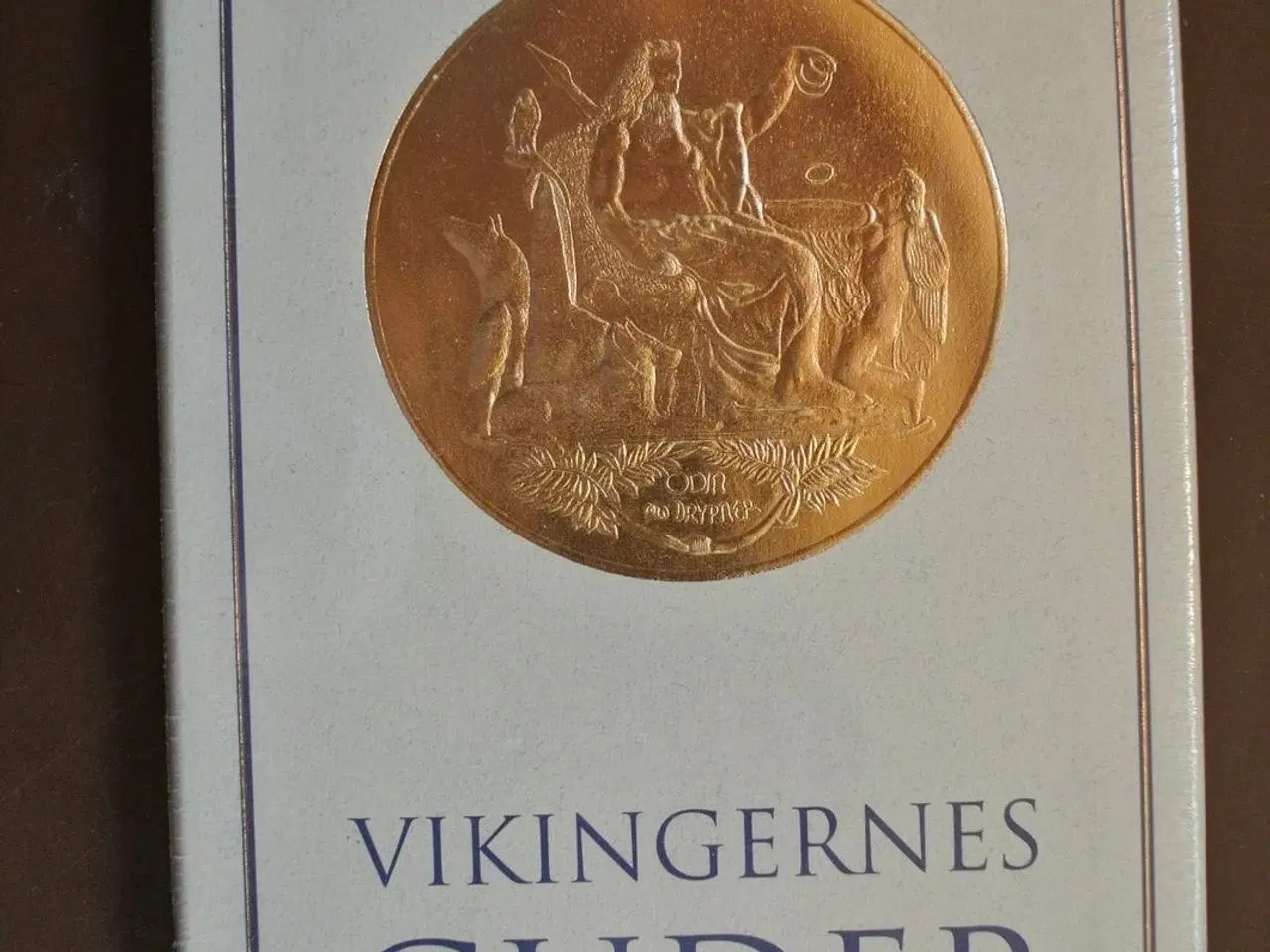Billede 1 - vikingernes guder - ny i plast, af snorre sturlaso