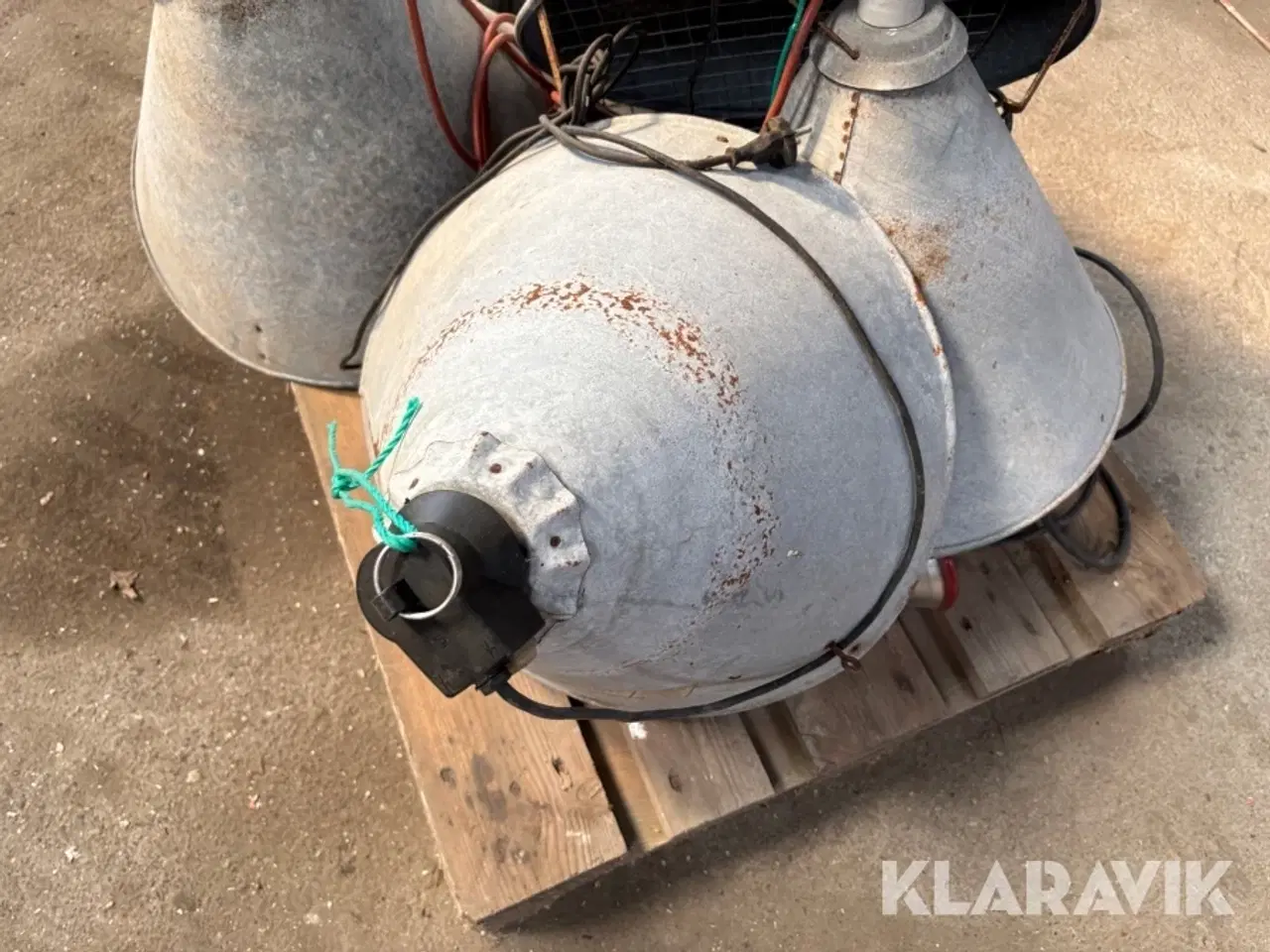 Billede 5 - Varmelamper 6 styk.