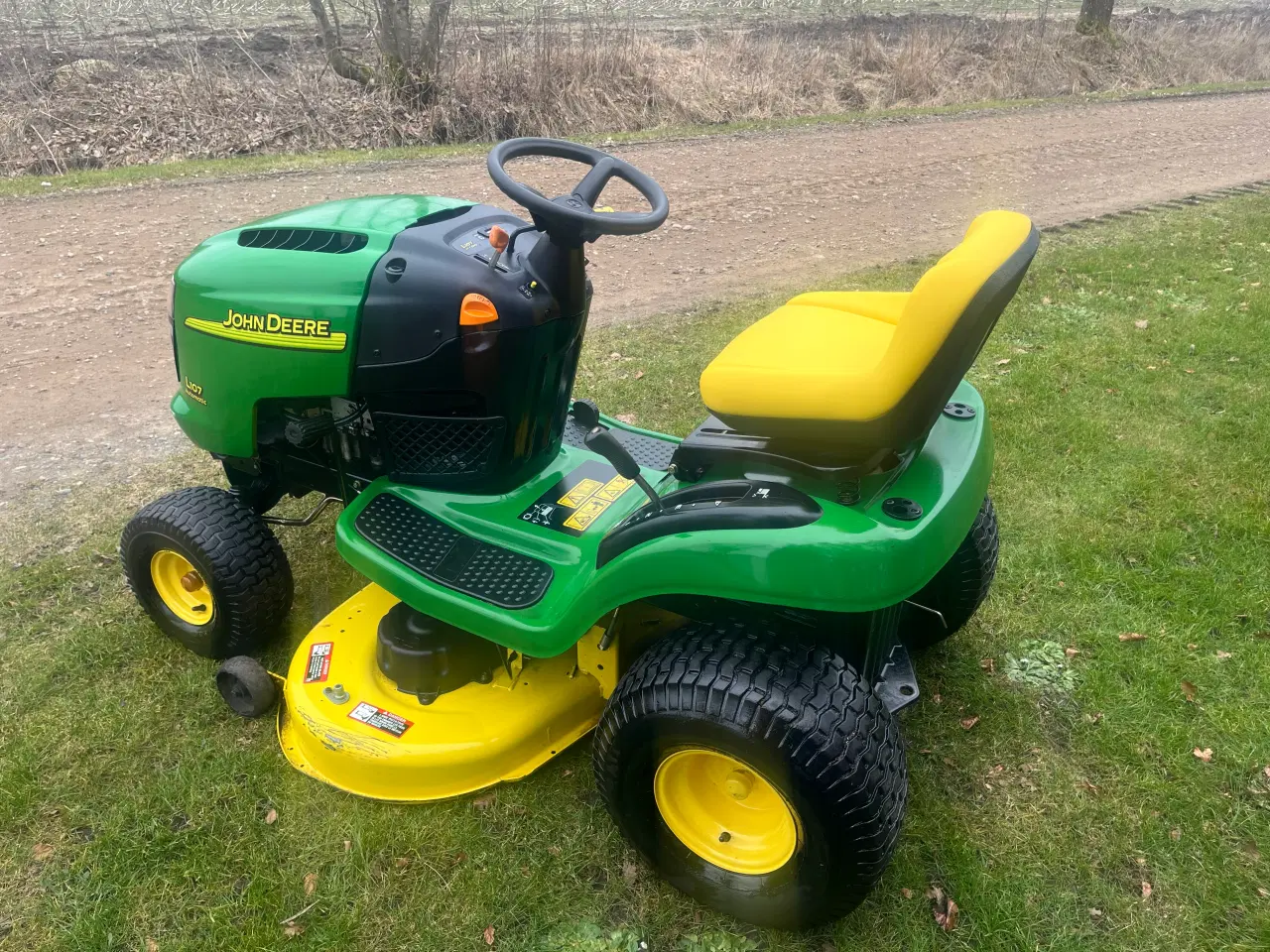 Billede 8 - John Deere sælges 