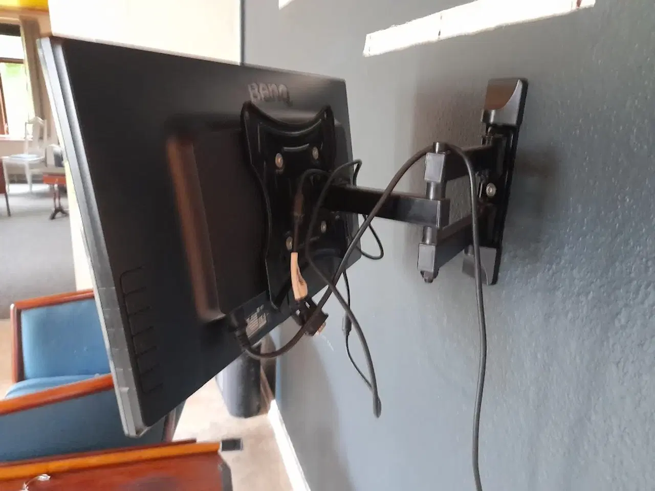 Billede 2 - BenQ GL2460 - LED-Skærm 24"  og vægbeslag
