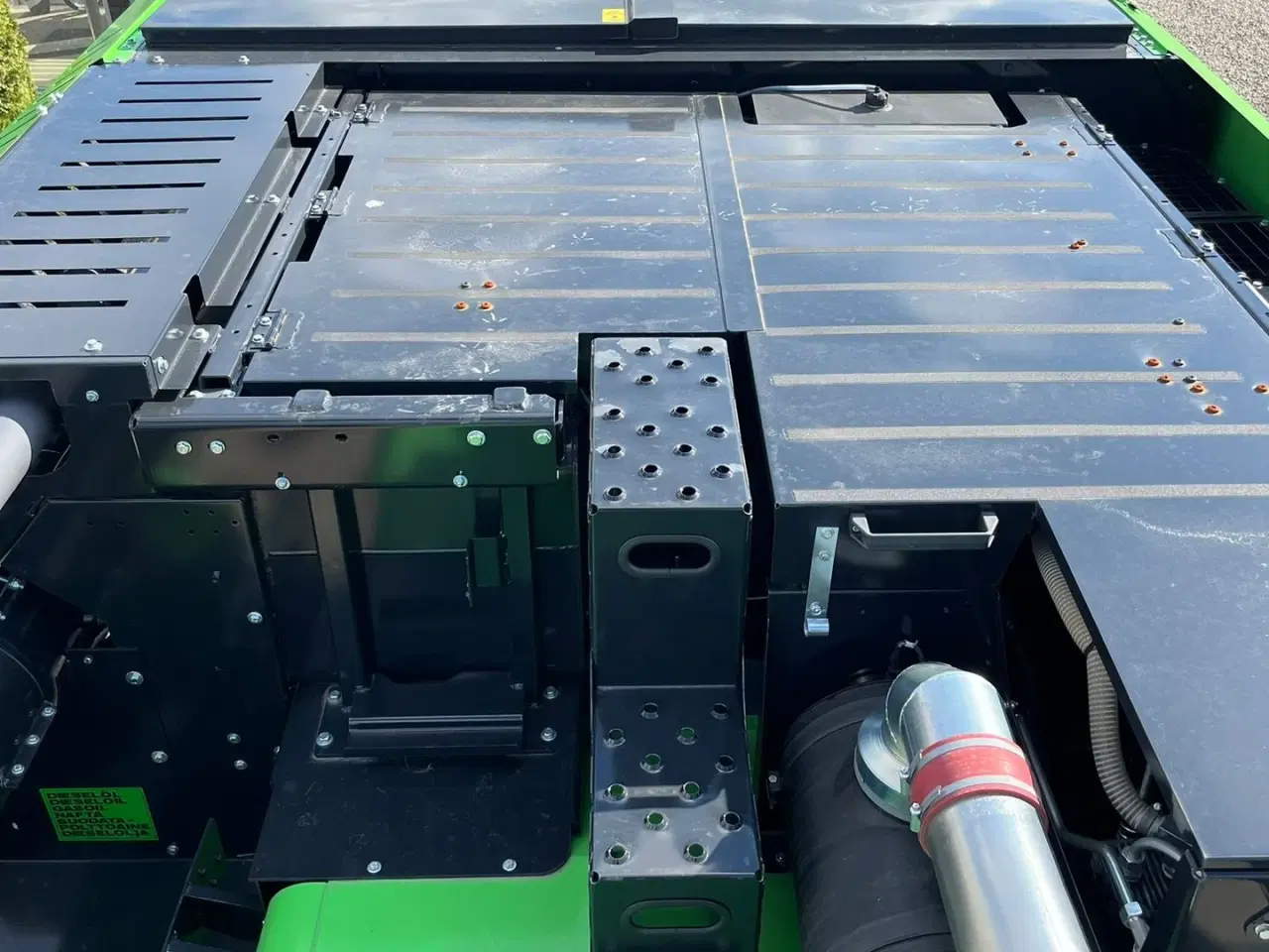 Billede 23 - Deutz-Fahr C7206 With 24feed - 7.2m header. New and unused Combine together with 7.2m header