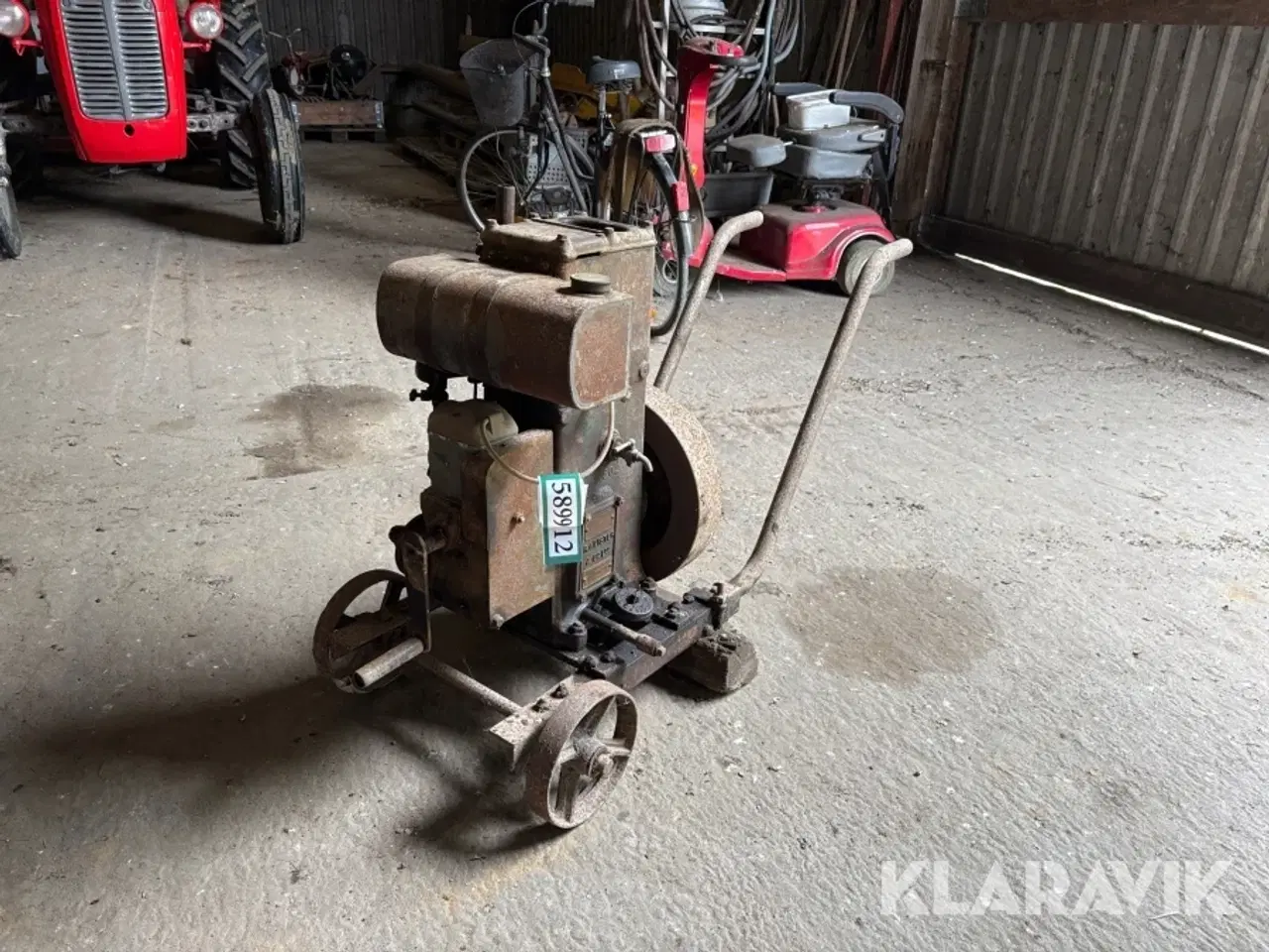 Billede 1 - Stationær motor R.A.Lister