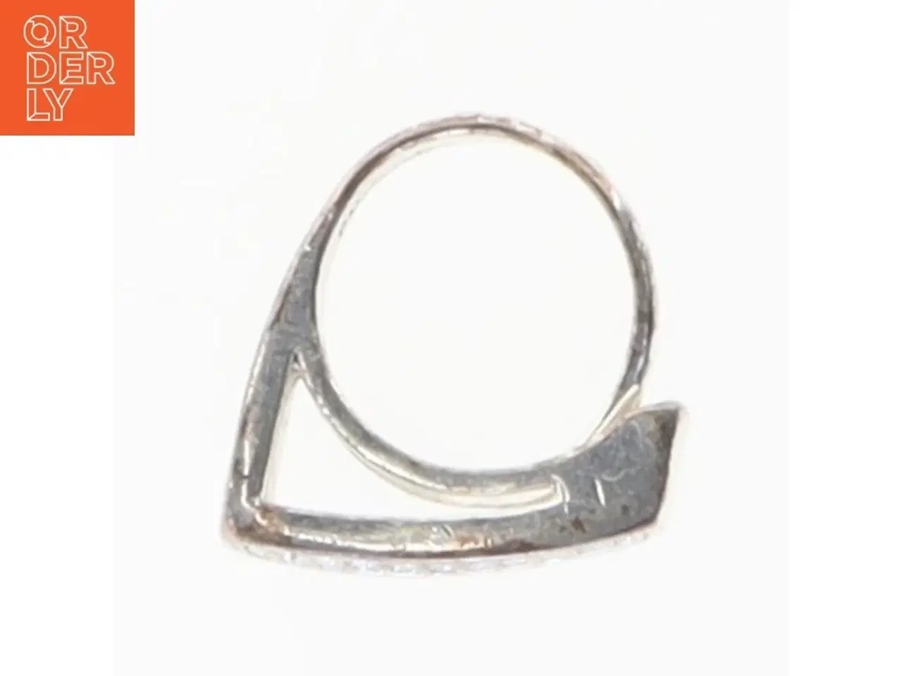 Billede 2 - Sølvfarvet ring med sten fra Pilgrim (str. 49 mm)