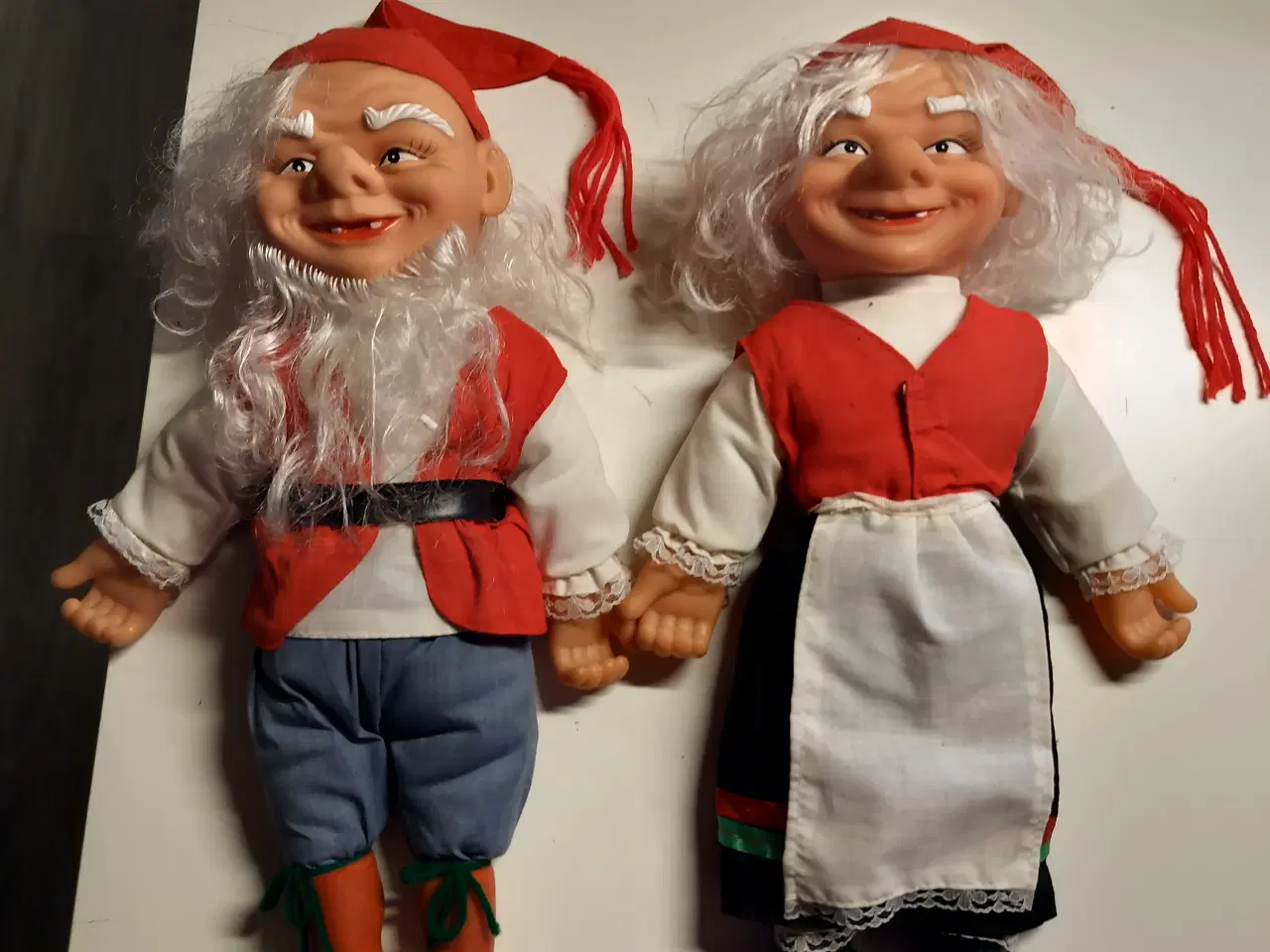 Billede 1 - Søde store norske nisser mand og kone