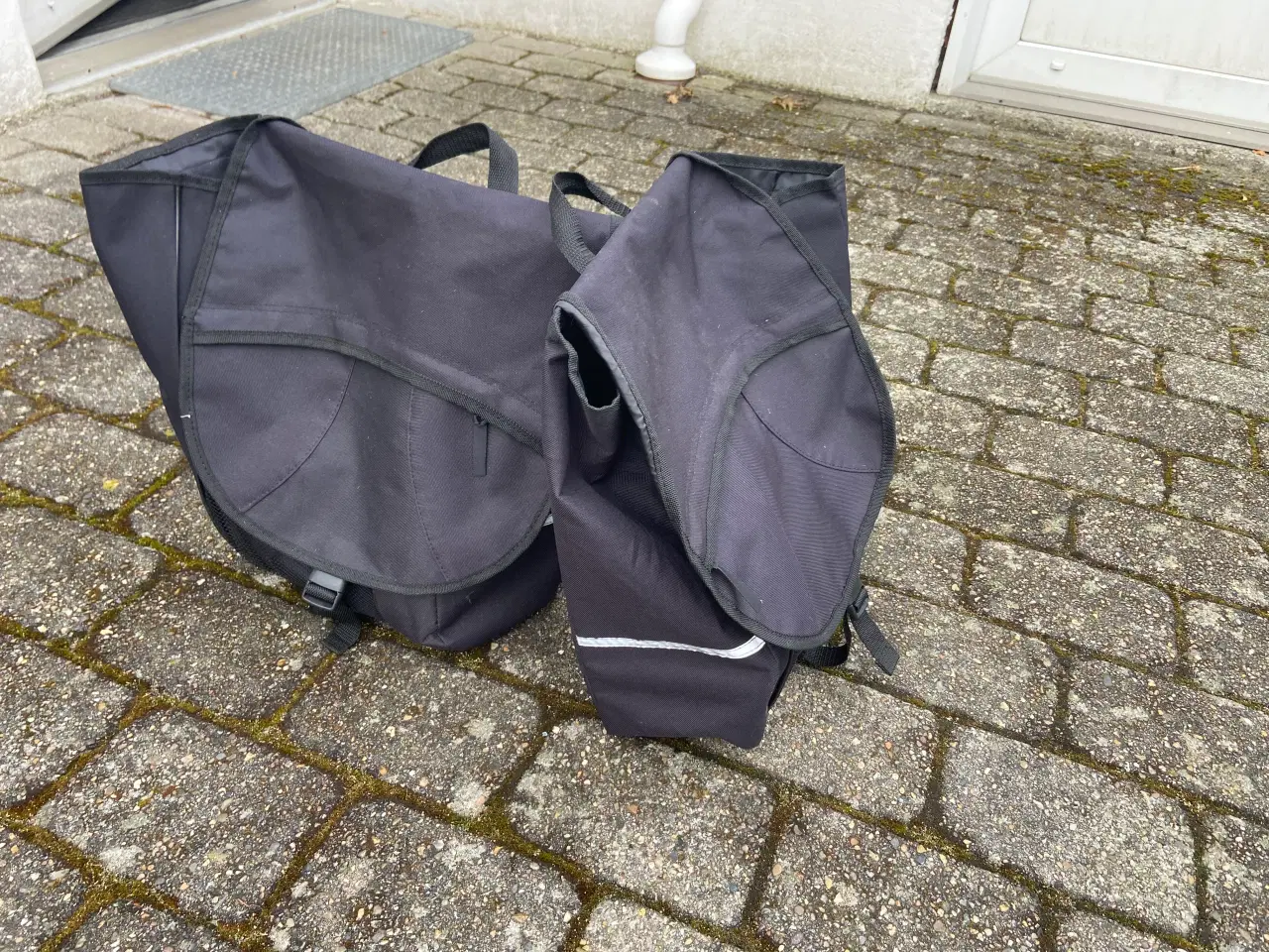 Billede 3 - Cykeltaske til at hænge på bagagebærer 