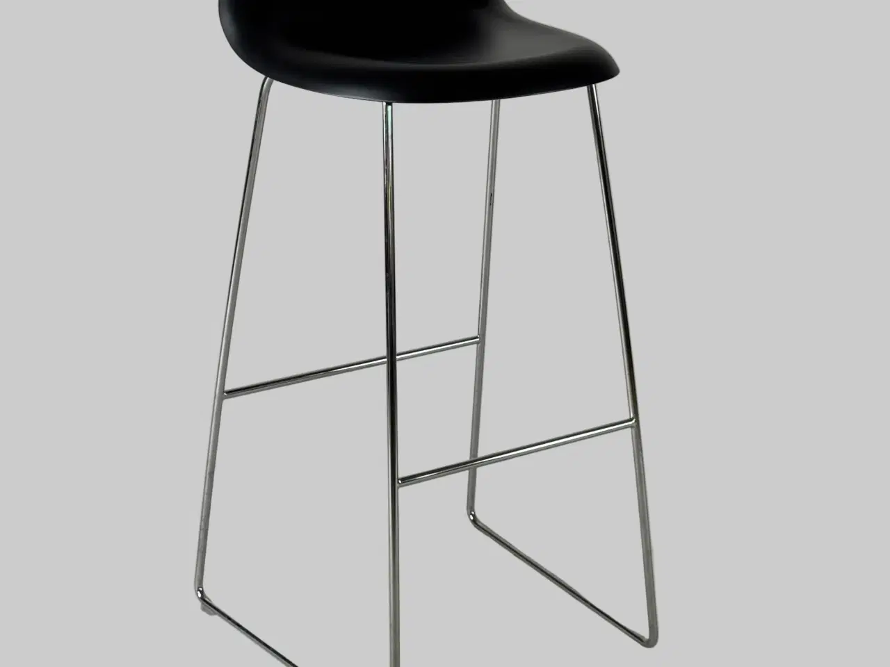 Billede 1 - GUBI 3D Bar Stool Barstol – Sort/Krom Stel SH 75 cm