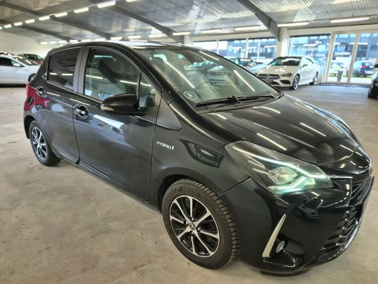 Billede 6 - Toyota Yaris 1,5 Hybrid H2 Limited E-CVT 100HK 5d Trinl. Gear