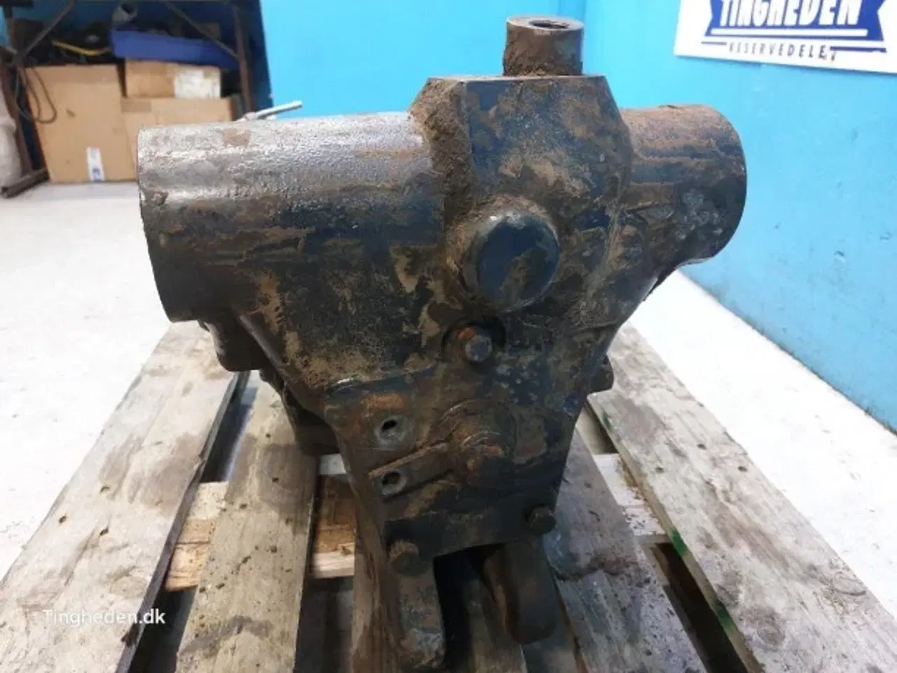 Billede 3 - Valmet 8050 Transmission Hus 33362010