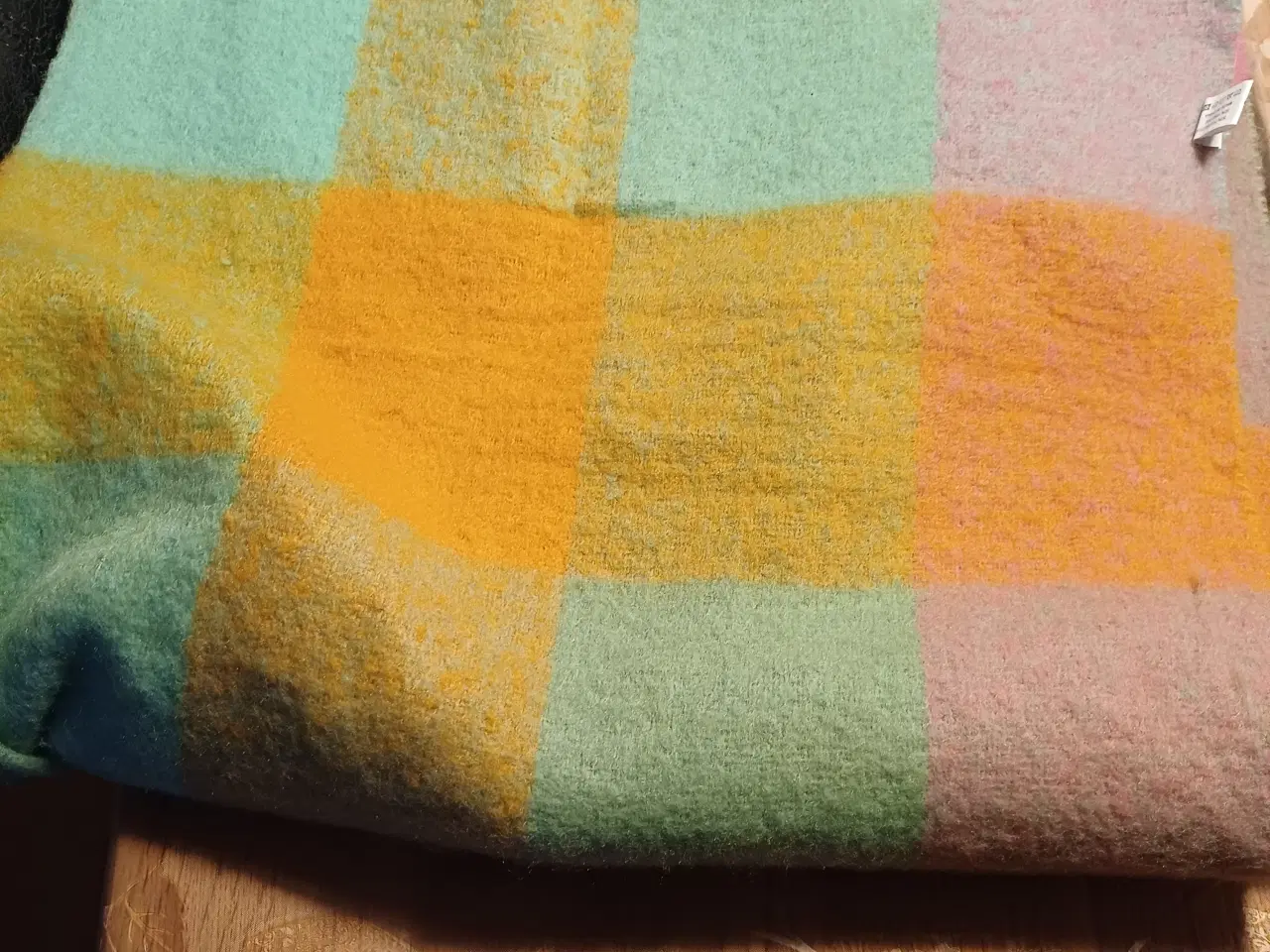 Billede 1 - Tørklæde sælges