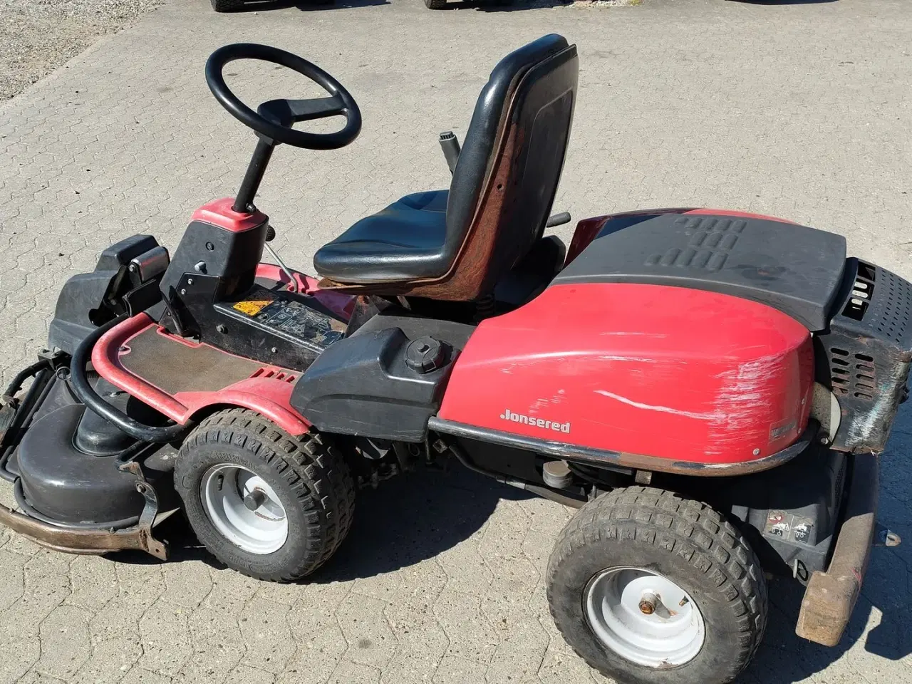 Billede 4 - Jonsered FR 2216 MA 4X4 med ny bagaksel og ny klippeskjold
