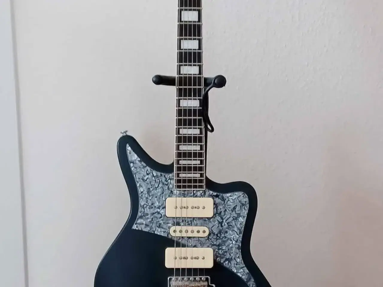 Billede 1 - D'Angelico Rob Weir Signature Guitar 