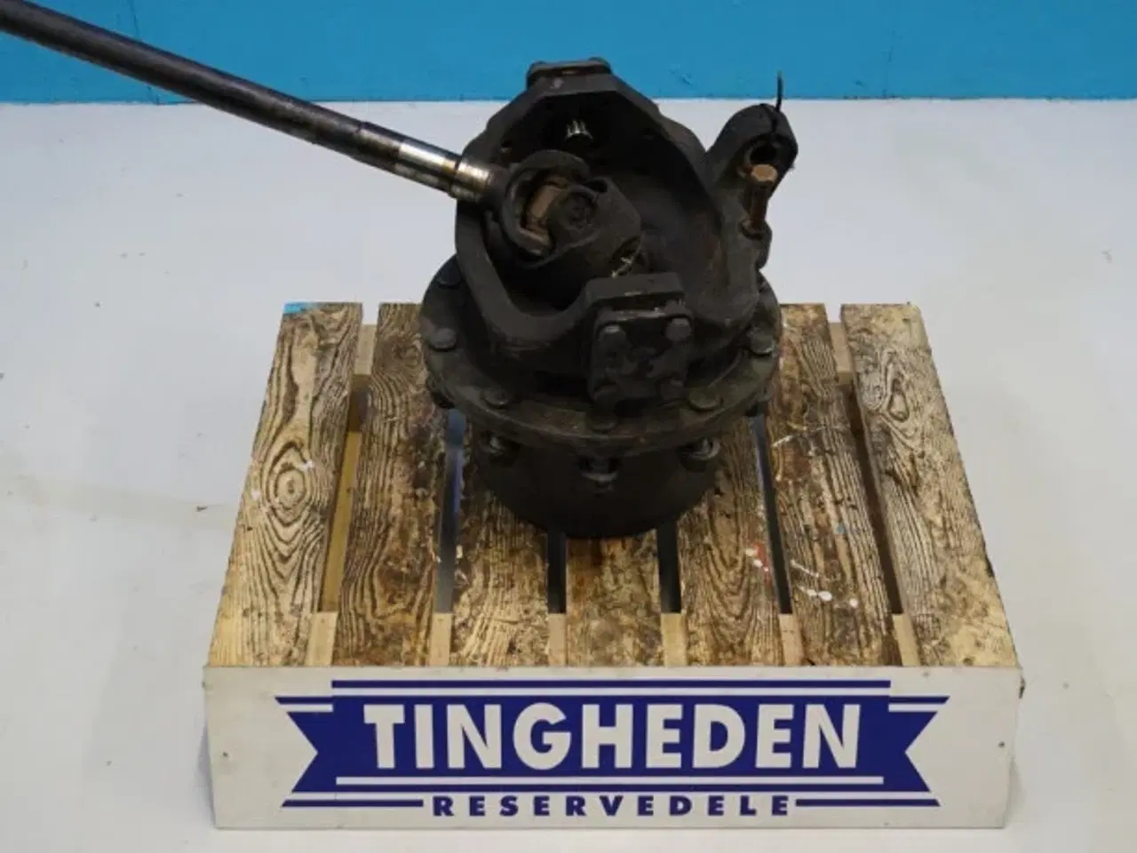 Billede 1 - Valtra T213 Foraksler L.H.