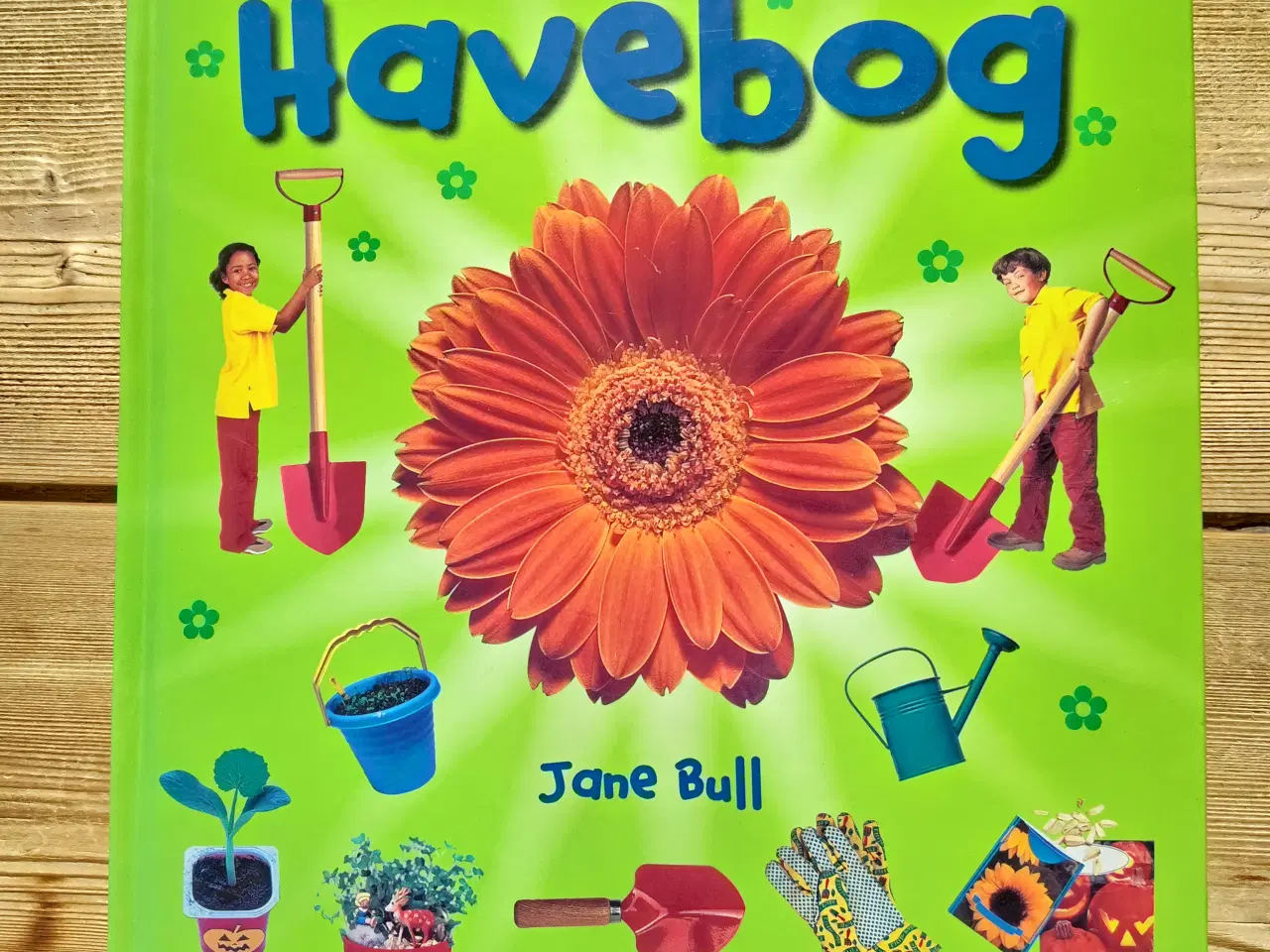 Billede 1 - Børnenes sjove havebog BOG