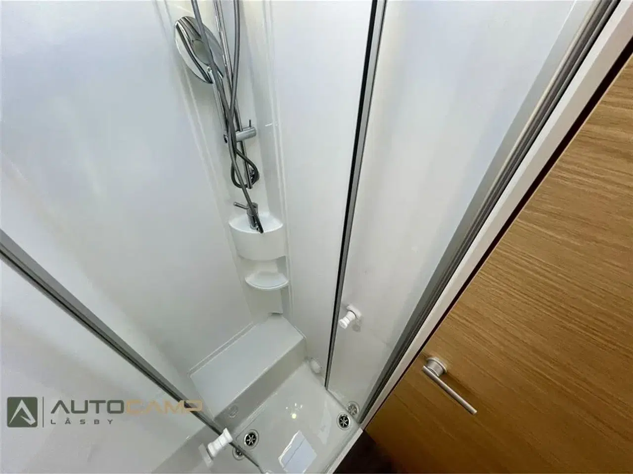 Billede 15 - 2026 - Adria Matrix M670