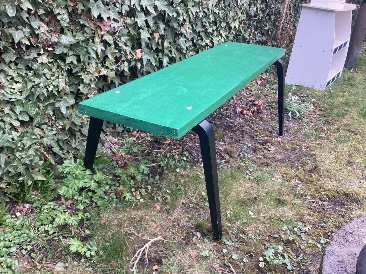 Billede 2 - Robust træ havebænk