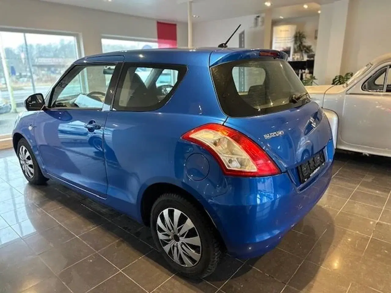 Billede 6 - Suzuki Swift 1,2 16V GL 94HK 3d