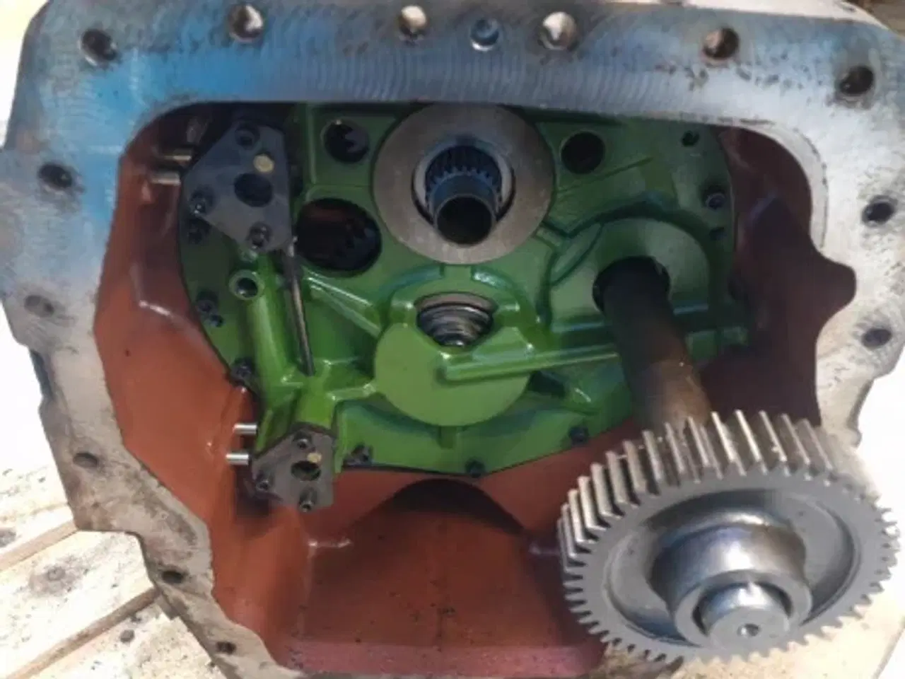 Billede 9 - Claas Axion 840 Gearkasse Hus 11329430