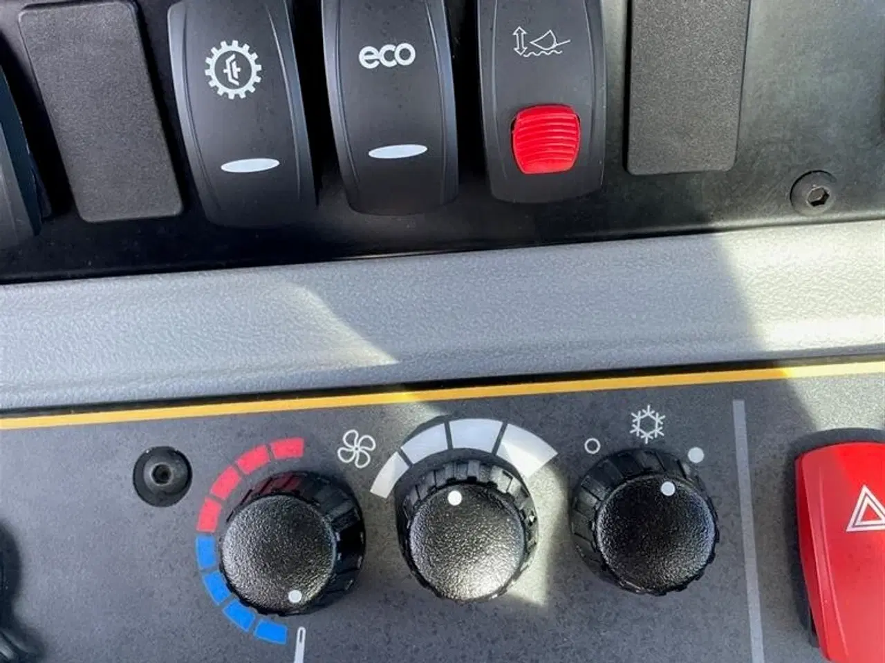 Billede 4 - JCB 407 m. aircondition og 35 km/t.