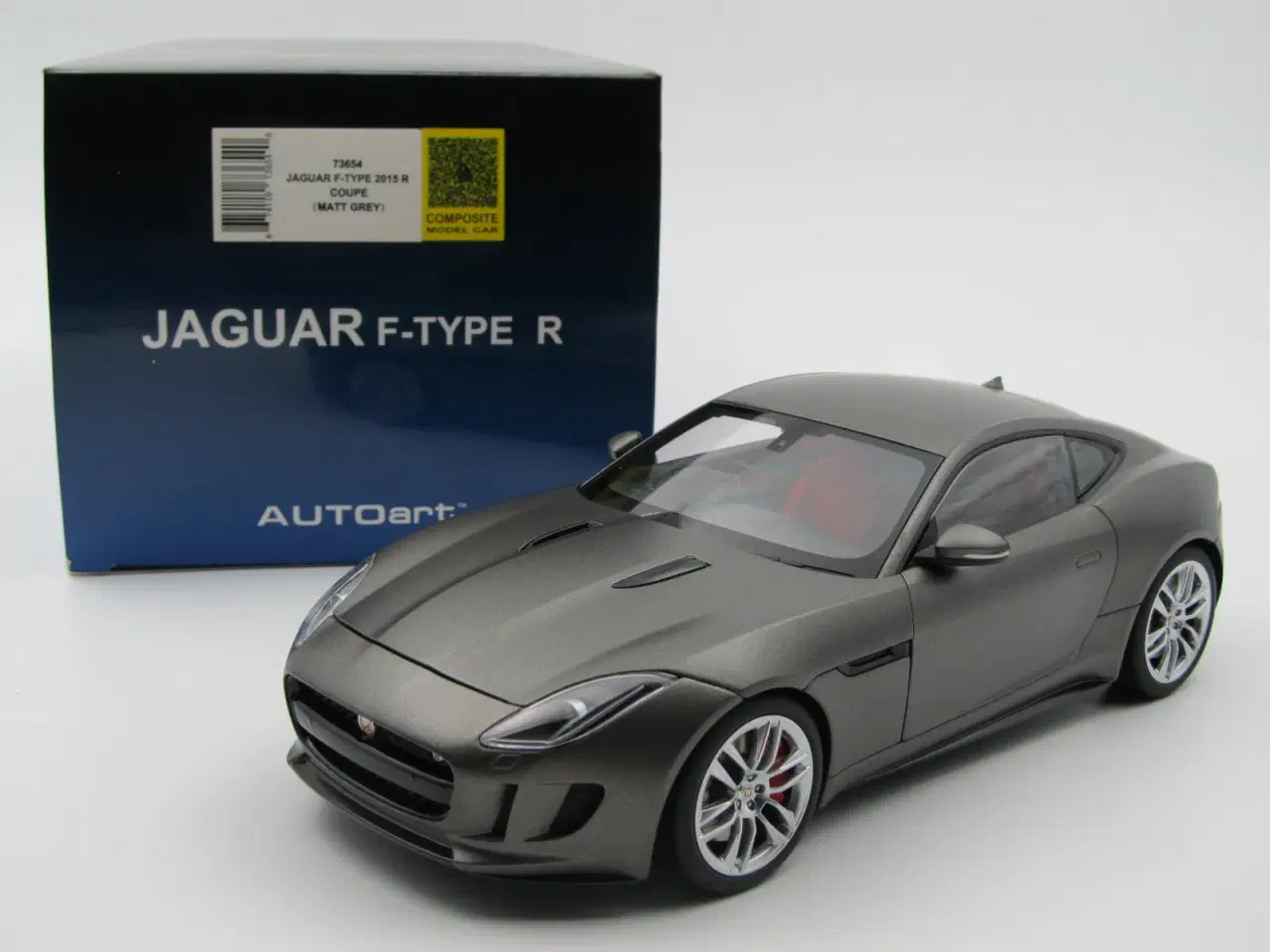 Billede 1 - 2015 Jaguar F-Type R - AUTOart - 1:18