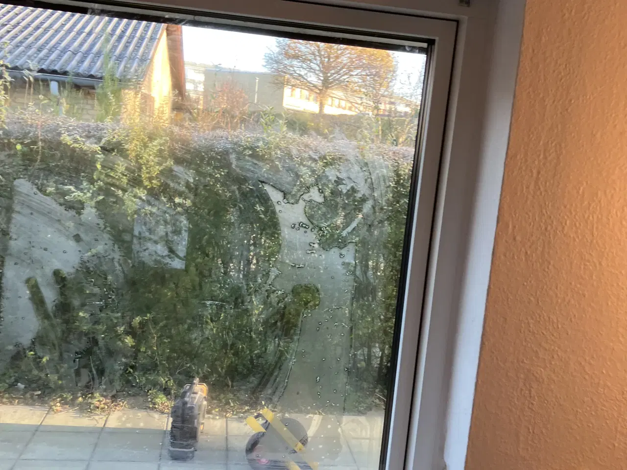 Billede 2 - Træ/alu vindu 119/119 cm