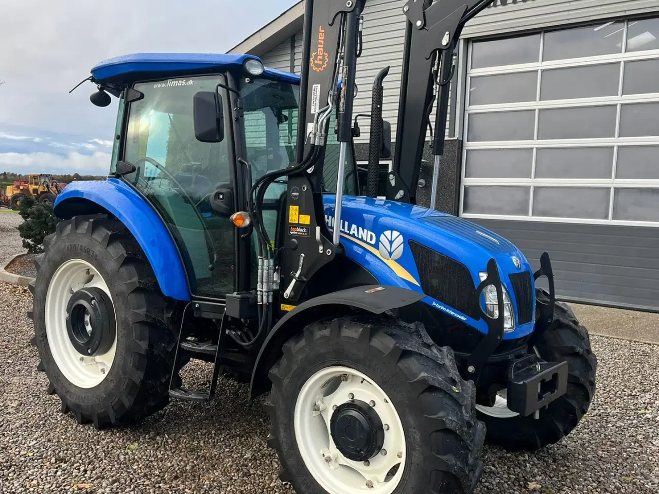 Billede 14 - New Holland TD5.75 Med frontlæsser med parallelføring, 3die funktion, euro-skifte