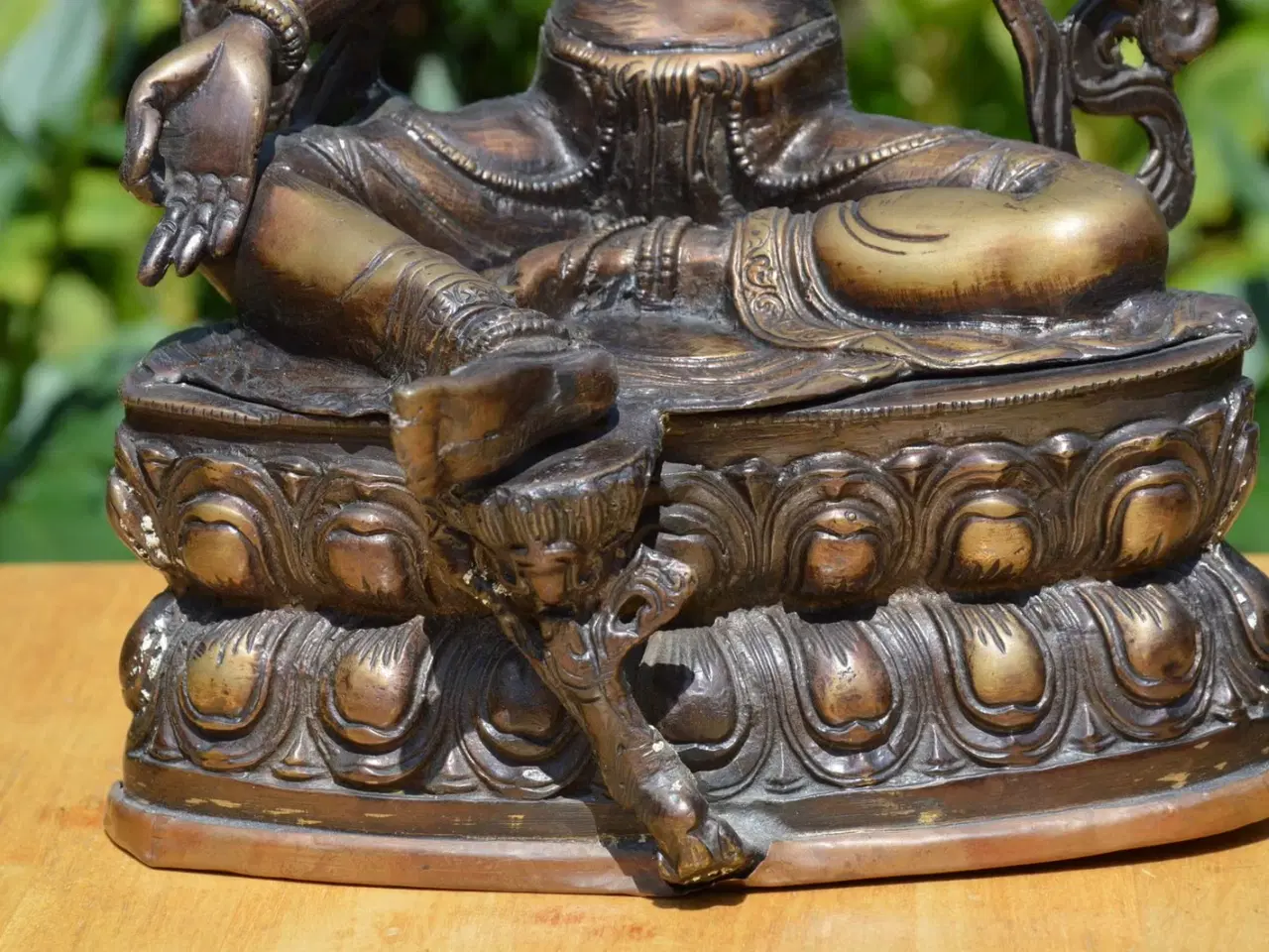 Billede 15 - Stor bronzestatue af Grøn Tara, 37 cm, Nepal