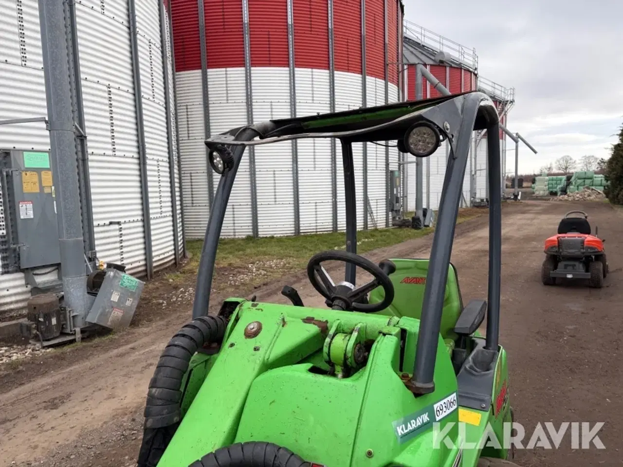 Billede 7 - Minilæsser Avant 523