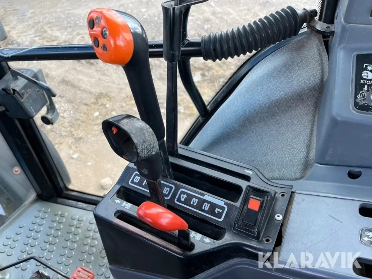 Billede 9 - Traktor Ford 8240