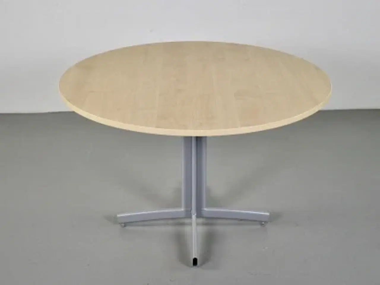 Billede 1 - Cafebord i birk, med grå stel