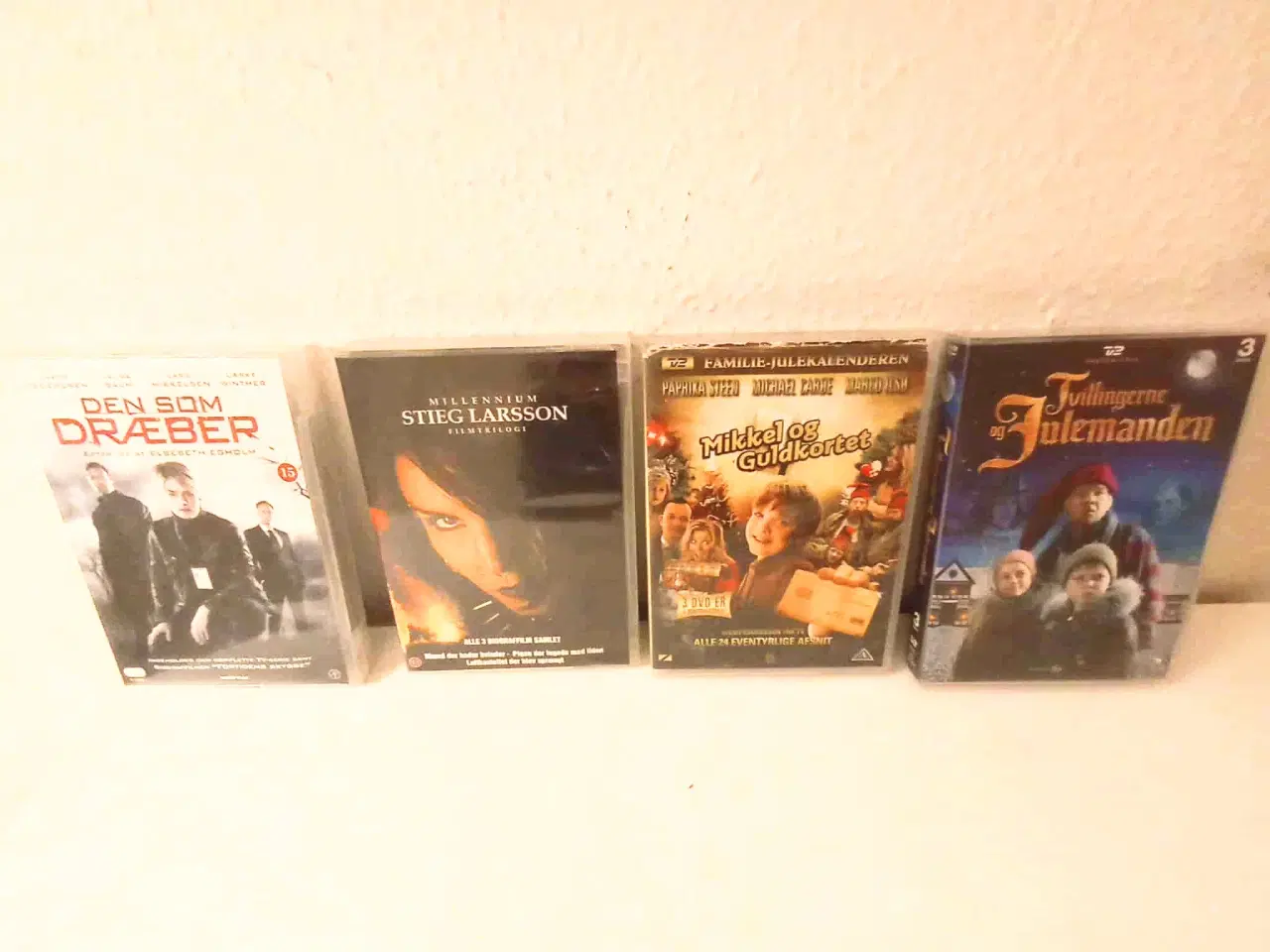 Billede 9 - Dvd serier som nye