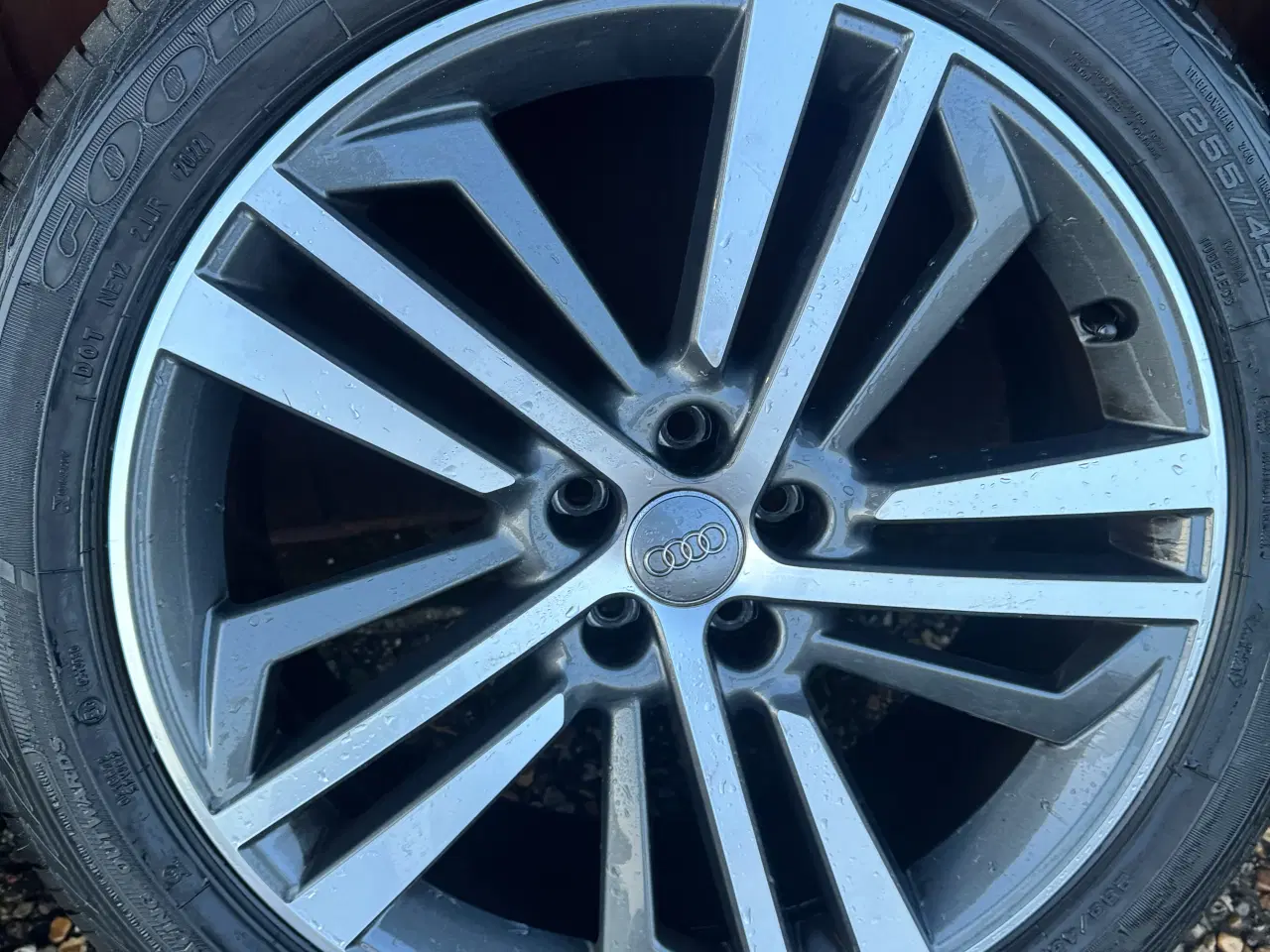 Billede 1 - Audi original fælge 255/40/20 5 x 112 Med sommer