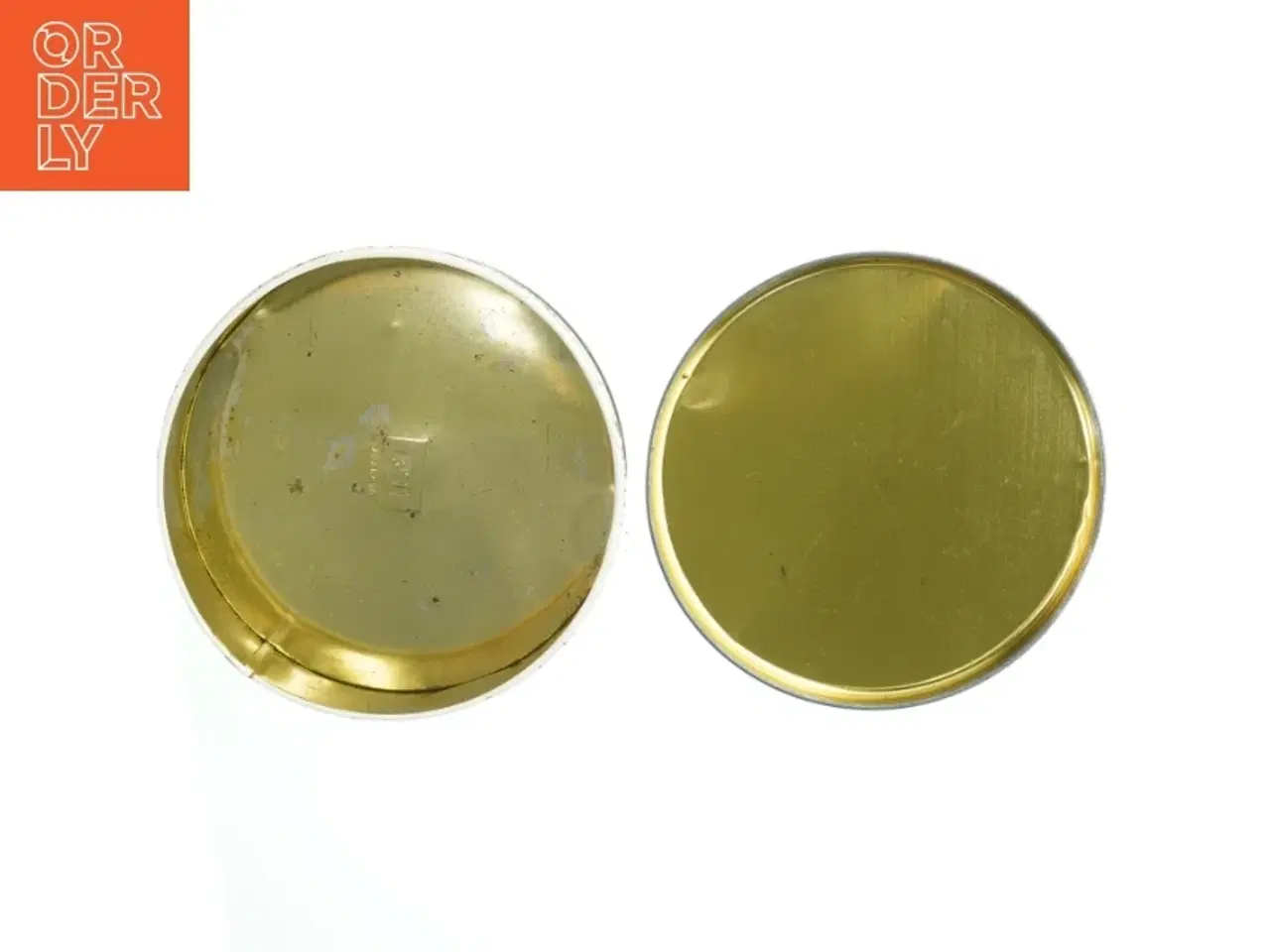 Billede 4 - Rund Vintage IRA metal dåse med blomstermotiv fra Ira (str. Ø 19 cm)