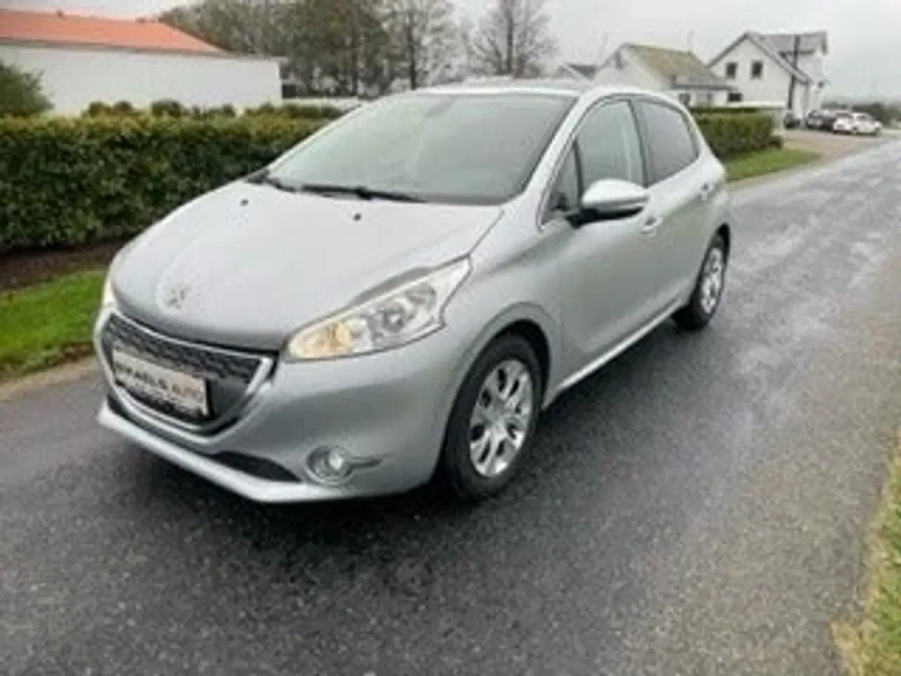 Billede 1 - Peugeot 208 1,2 VTi Allure Sky