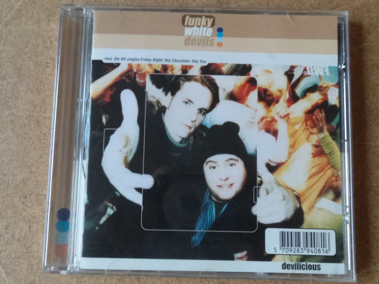 Billede 1 - Funky White Devils ** Devilicious 