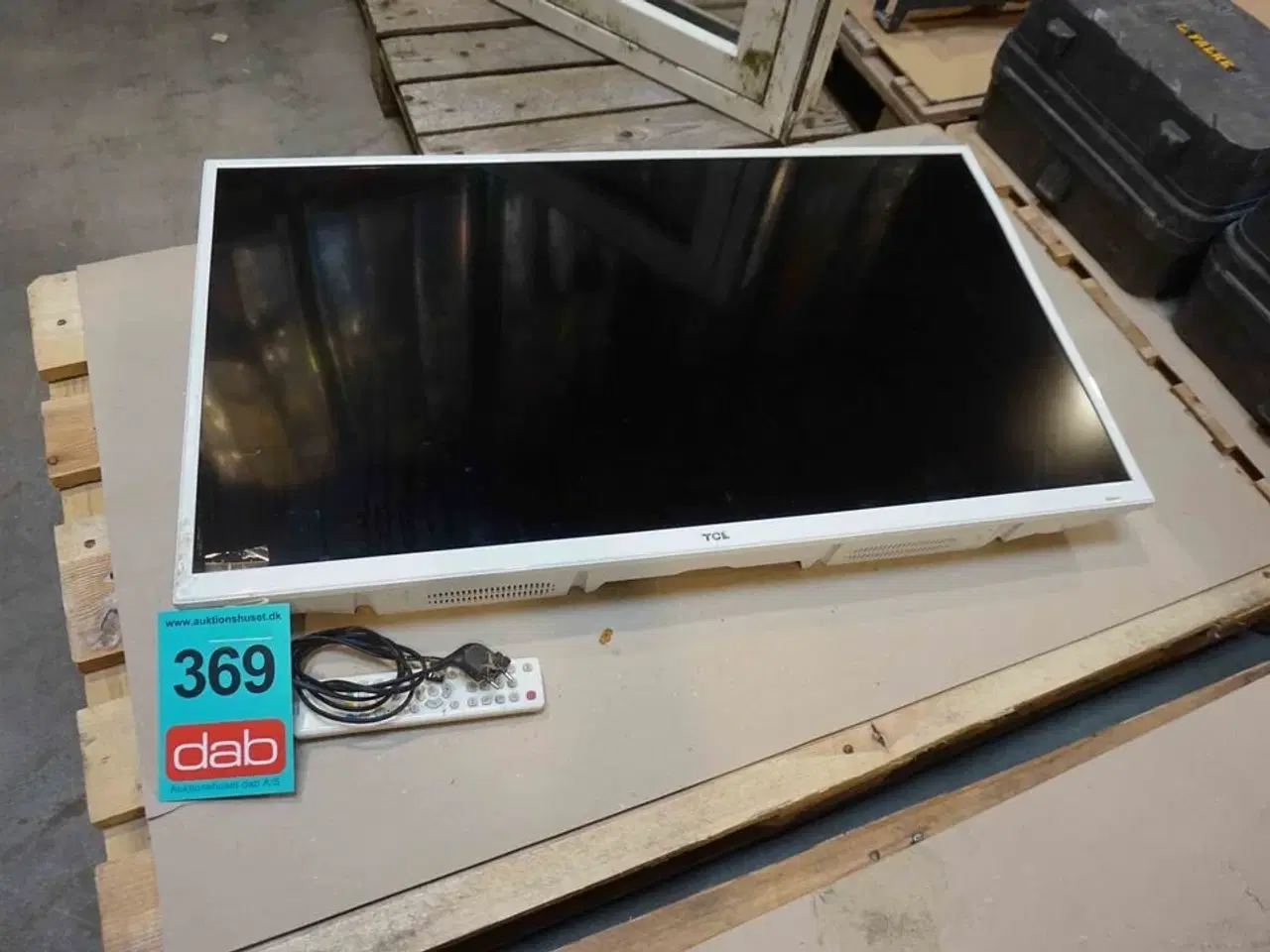 Billede 1 - TLC 40" LED TV F40B3813 Hvid (MOMSFRI)