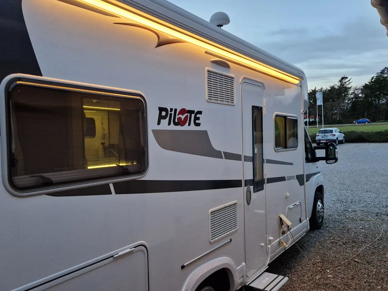 Billede 16 - Autocamper PILOTE 4-5 personers 2019