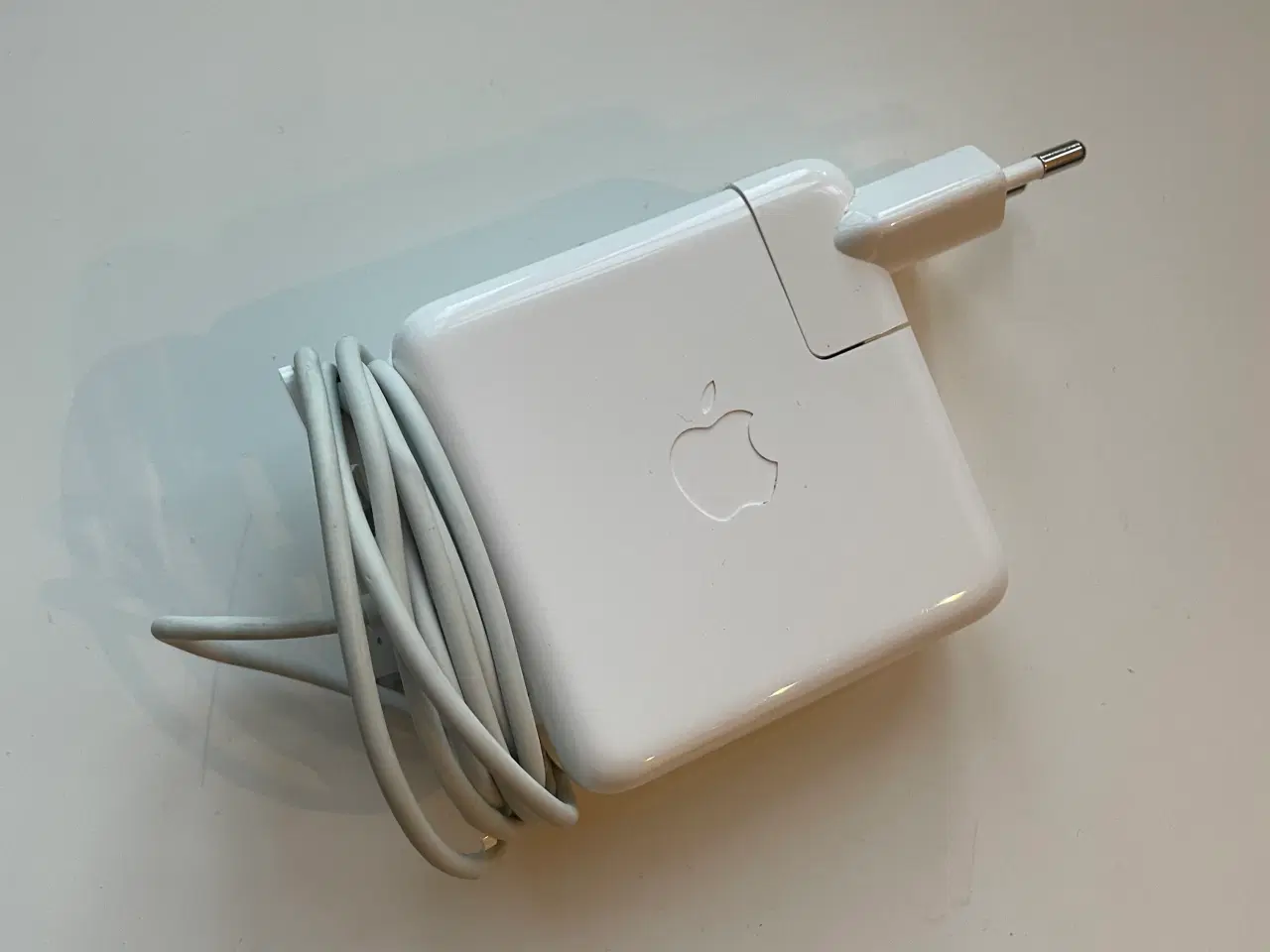 Billede 1 - Apple MagSafe oplader til MacBook Pro