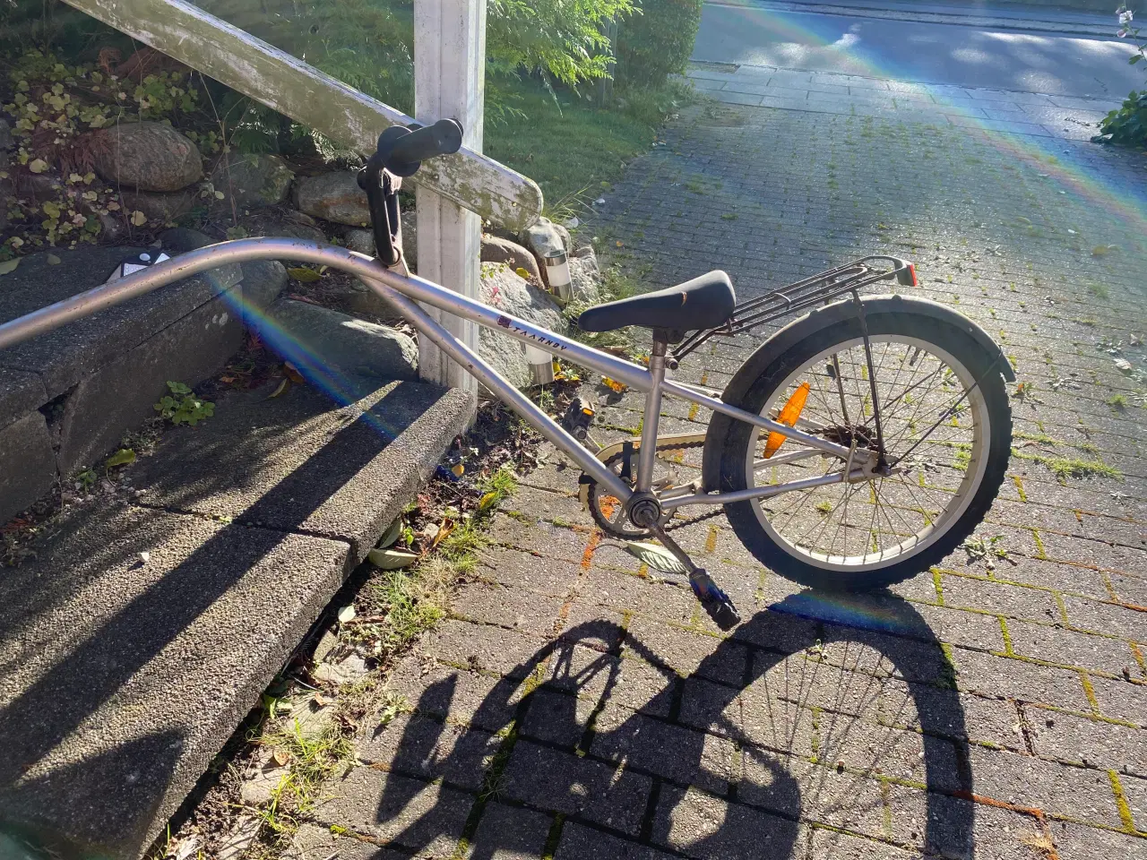 Billede 1 - Cykel til barn / Efterløber