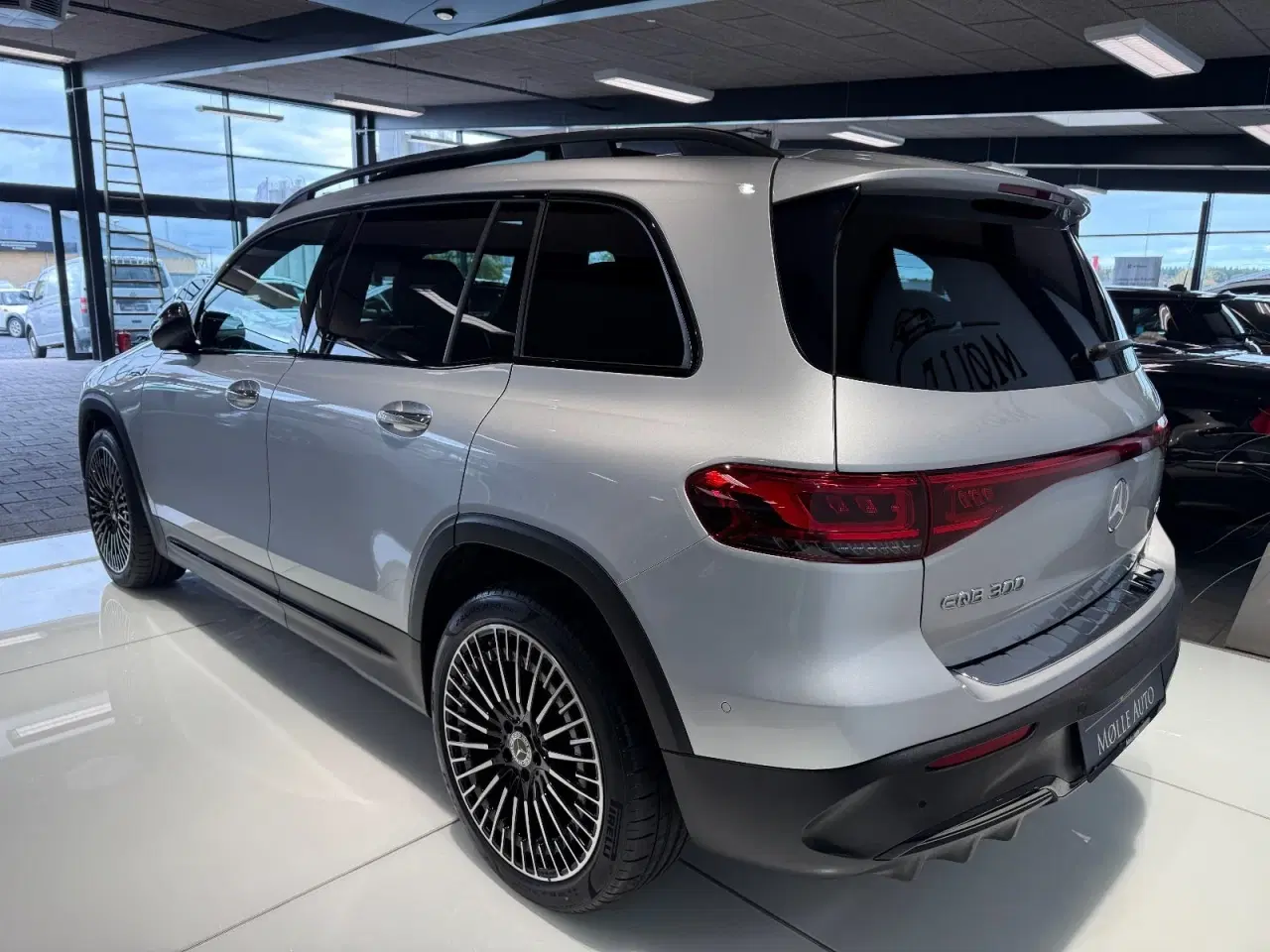 Billede 4 - Mercedes EQB300 AMG Line 4Matic