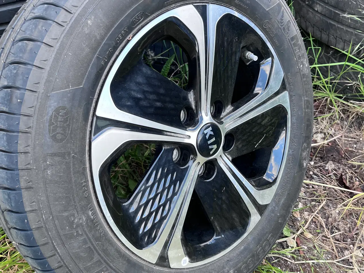 Billede 1 - Originale Kia fælge med dæk ( helt nye ) 