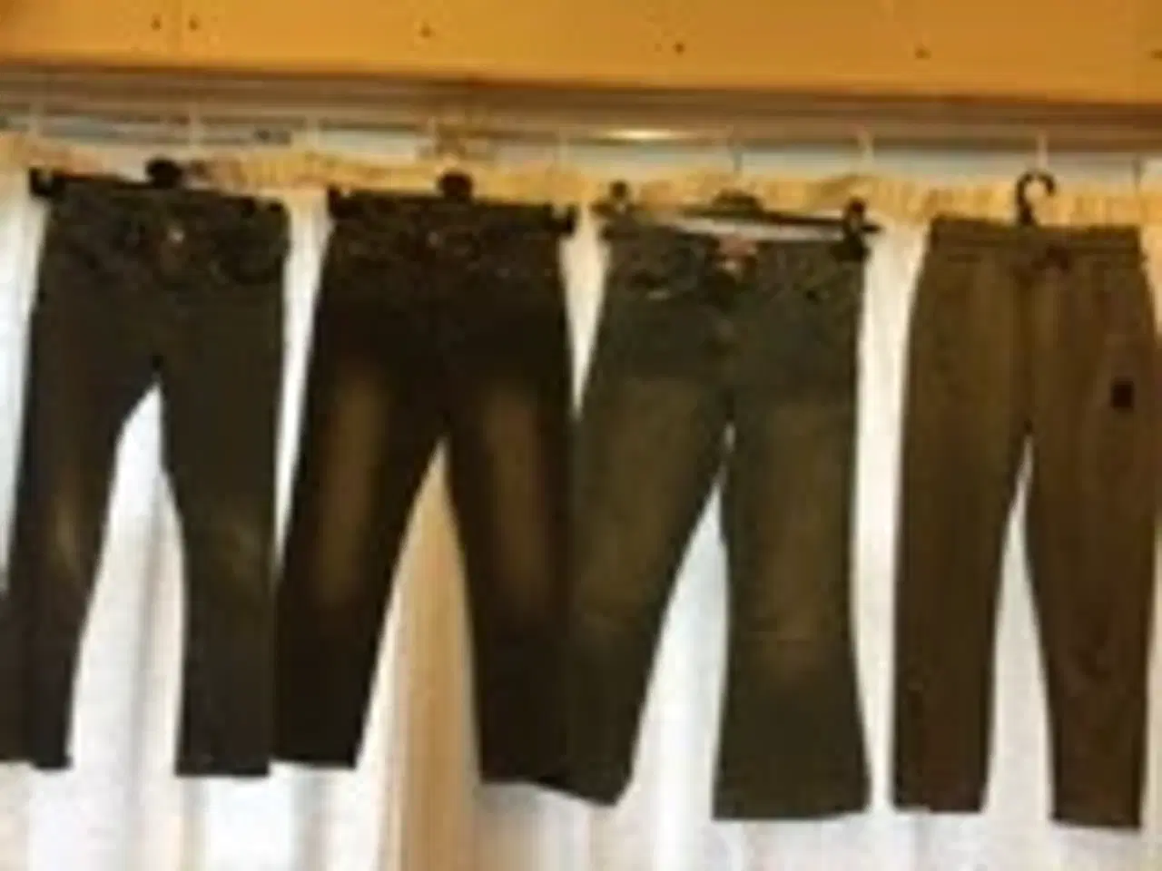 Billede 19 - Pigetøj str. 122