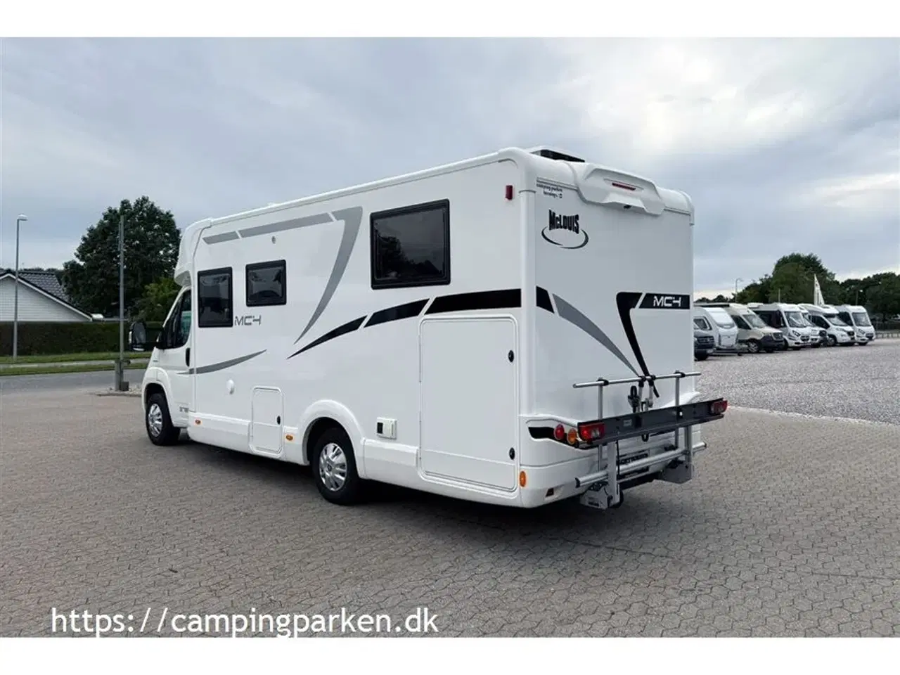 Billede 13 - 2021 - McLouis Mc4 379   Mclouis MC4 med sænkeseng og queensbed i bagenden, rummelig siddegruppe og godt med udstyr