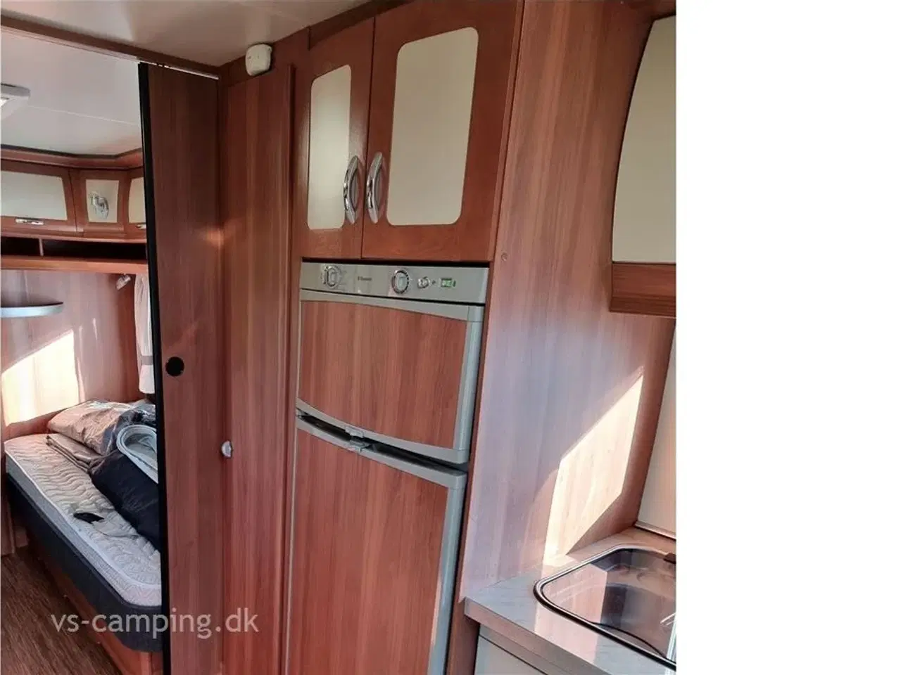 Billede 7 - 2016 - Hobby Prestige 780 WLU   CAMPINGVOGN MED MASSER AF PLADS MED STORT TOILETRUM OG BRUSENICHE