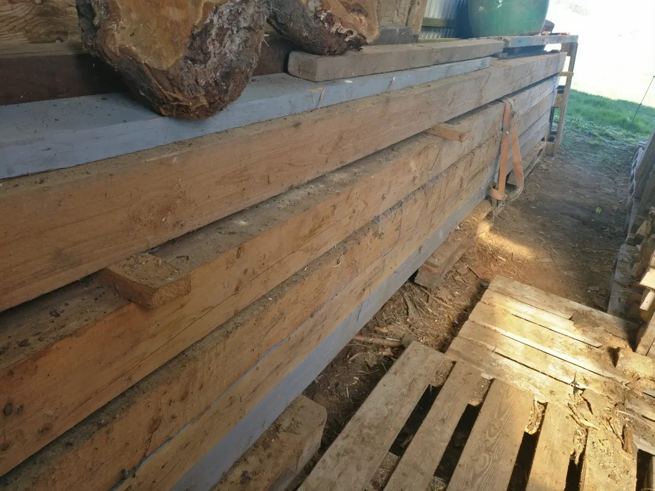 Billede 1 - Tømmer 150x150 ca. 5,5m lange 13 stk.