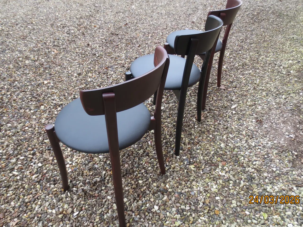 Billede 3 - 3 stk Høffer Spisestole med sort læder