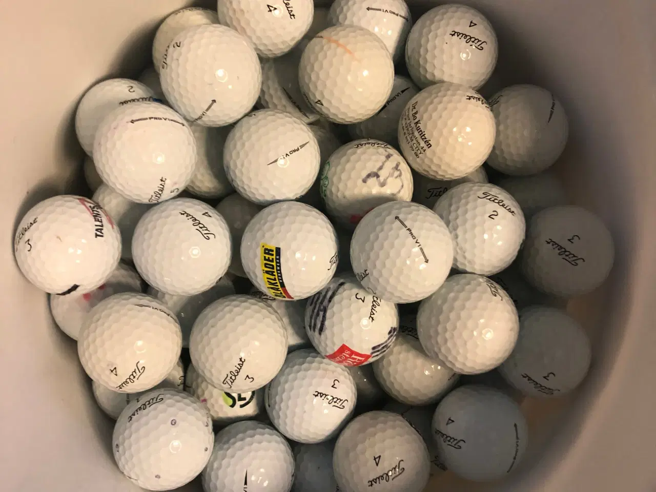 Billede 1 - golfbolde (Pro v1) 10kr pr/stk.